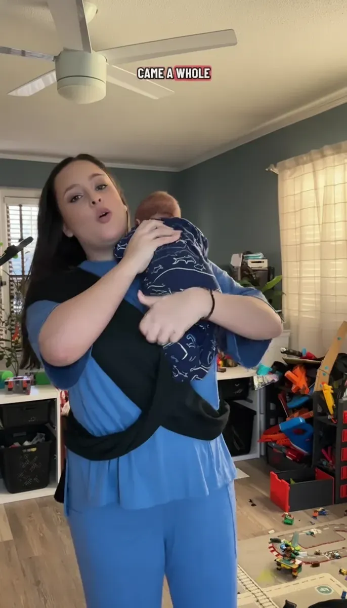 Infant Carrier Hip Dysplasia Explained: A UK Buyer's Guide